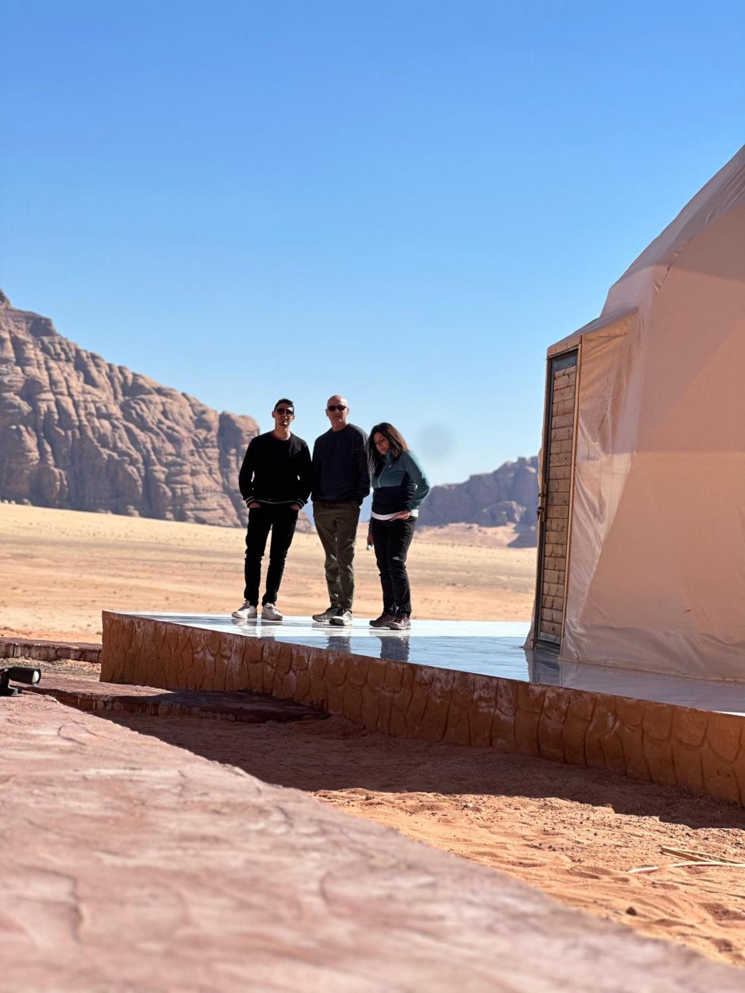Rum Victoria Luxury Camp Wadi Rum Esterno foto